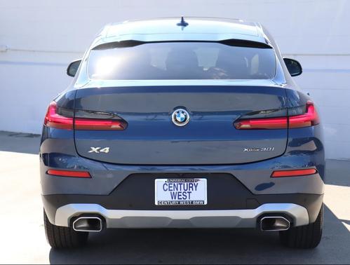 2024 BMW X4 xDrive30i