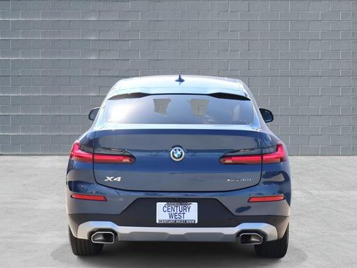 2024 BMW X4 xDrive30i