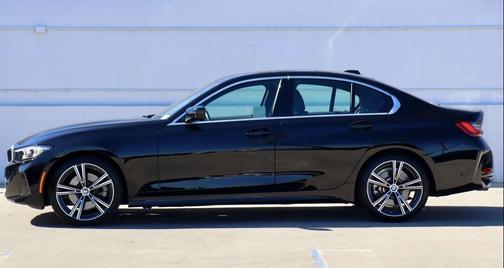 2024 BMW 330 330i Sedan