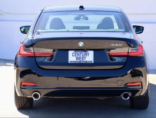 2024 BMW 330 330i Sedan