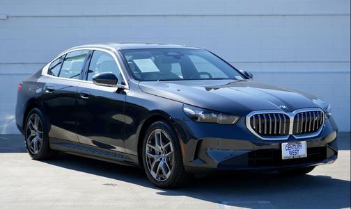 2025 BMW i5 eDrive40