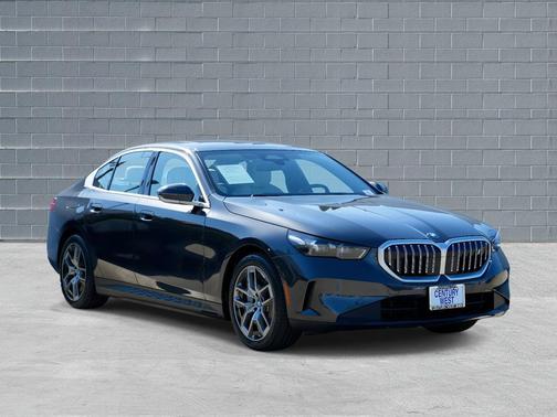 2025 BMW i5 eDrive40