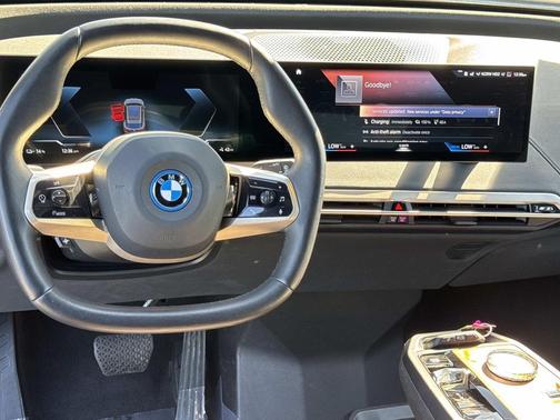 2022 BMW iX xDrive50