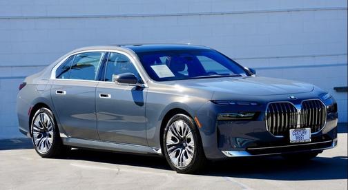 2025 BMW i7 xDrive60