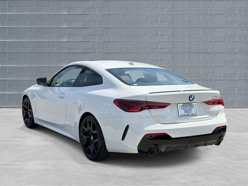 Alpine White 2026 BMW 430 i