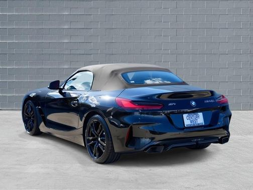 2026 BMW Z4 M40i