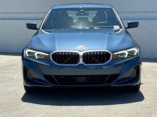 2025 BMW 330 i