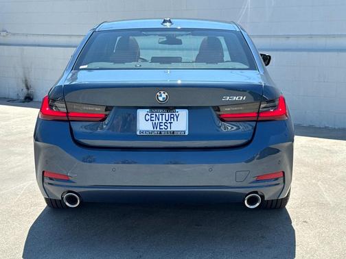 2025 BMW 330 i