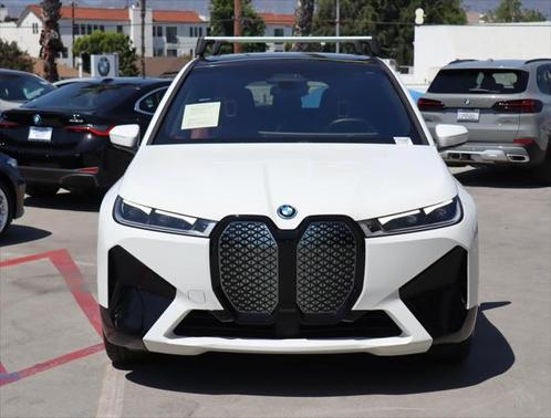 2023 BMW iX M60