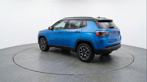 Hydro Blue Pearlcoat 2025 Jeep Compass Trailhawk