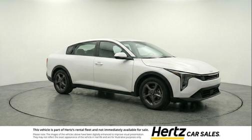 Snow White Pearl 2025 Kia K4 LXS