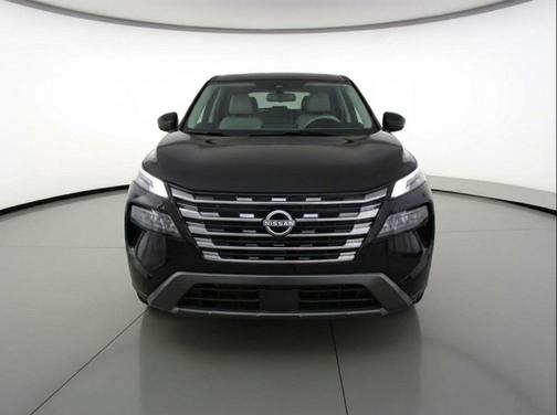 Super Black 2025 Nissan Rogue SV