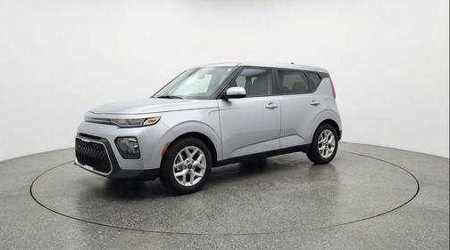 Steel Gray 2025 Kia Soul LX