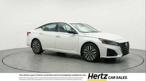 Glacier White 2025 Nissan Altima SV FWD