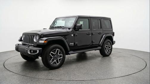 Black Clearcoat 2025 Jeep Wrangler 4-Door Sahara 4x4