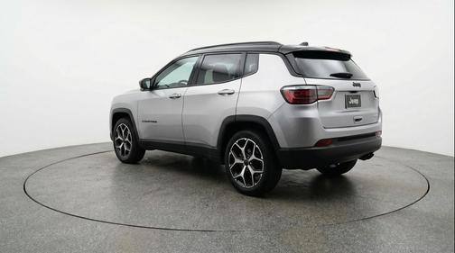 Silver Zynith Metallic Clearcoat 2025 Jeep Compass Limited