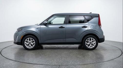 Steel Gray 2025 Kia Soul LX