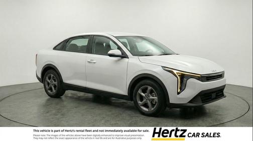 Snow White Pearl 2025 Kia K4 LXS