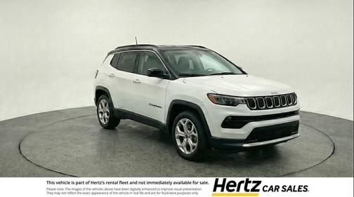 Bright White Clearcoat 2025 Jeep Compass Latitude