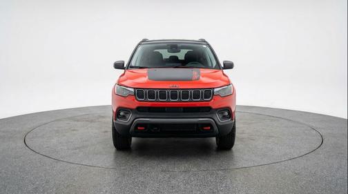 Red Hot Pearlcoat 2025 Jeep Compass Trailhawk