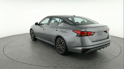 Gun Metallic 2025 Nissan Altima SV FWD