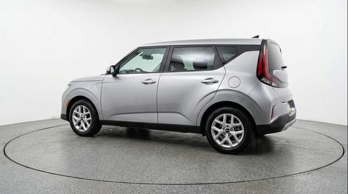 Steel Gray 2025 Kia Soul LX