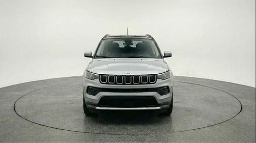 Silver Zynith Metallic Clearcoat 2025 Jeep Compass Limited