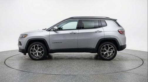 Silver Zynith Metallic Clearcoat 2025 Jeep Compass Limited