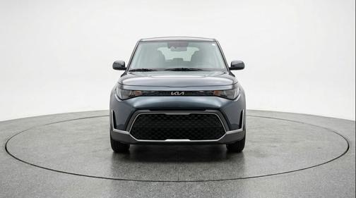 Gravity Gray 2025 Kia Soul LX