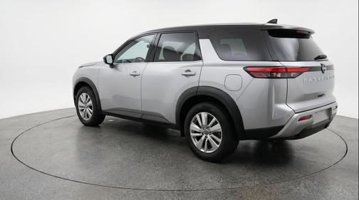 Brilliant Silver Metallic 2025 Nissan Pathfinder SV FWD