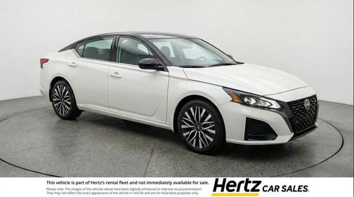 Glacier White 2025 Nissan Altima SV FWD