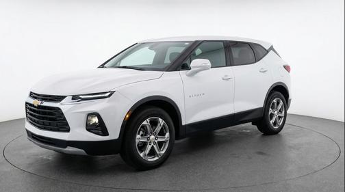 Summit White 2025 Chevrolet Blazer 2LT