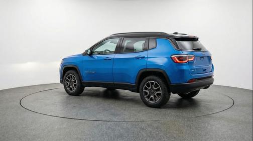 Hydro Blue Pearlcoat 2025 Jeep Compass Trailhawk