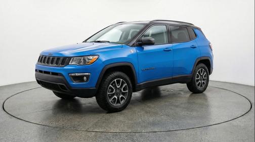 Hydro Blue Pearlcoat 2025 Jeep Compass Trailhawk