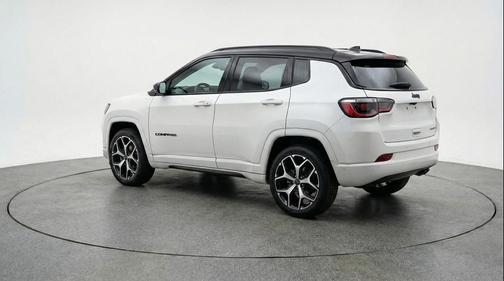 Bright White Clearcoat 2025 Jeep Compass Limited