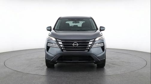 Gun Metallic 2025 Nissan Rogue SV