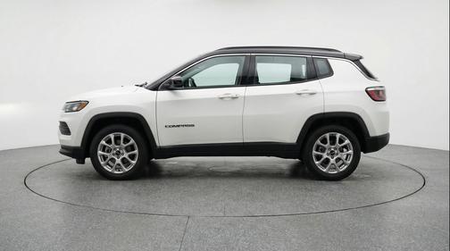 Bright White Clearcoat 2025 Jeep Compass Limited