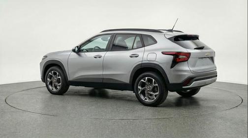 Sterling Gray Metallic 2025 Chevrolet Trax LT