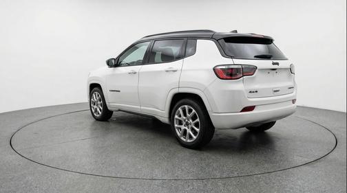 Bright White Clearcoat 2025 Jeep Compass Limited