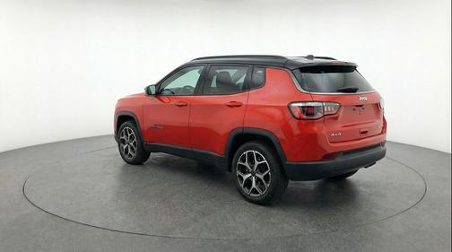 Red Hot Pearlcoat 2025 Jeep Compass Limited
