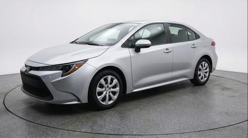 Classic Silver Metallic 2025 Toyota Corolla LE