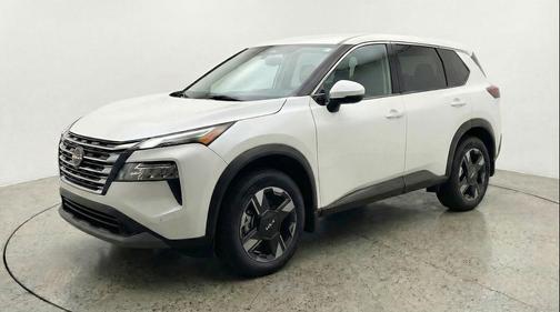 Everest White Pearl Tricoat 2025 Nissan Rogue SV