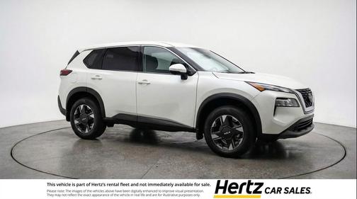 Everest White Pearl Tricoat 2025 Nissan Rogue SV