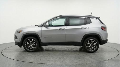 Silver Zynith Metallic Clearcoat 2025 Jeep Compass Limited