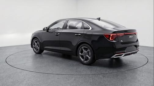 Aurora Black Pearl 2025 Kia K4 LXS