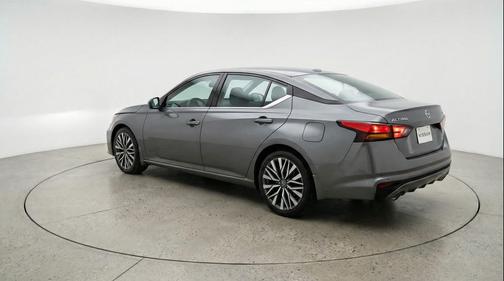 Gun Metallic 2025 Nissan Altima SV FWD