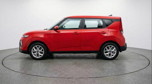 Inferno Red 2025 Kia Soul LX