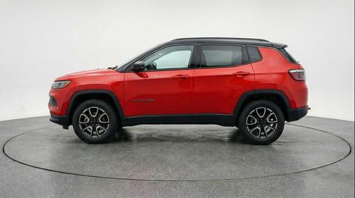 Red Hot Pearlcoat 2025 Jeep Compass Trailhawk