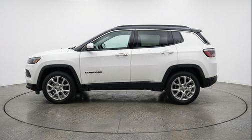 Bright White Clearcoat 2025 Jeep Compass Limited