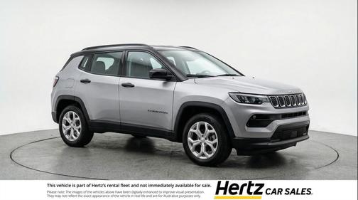 Silver Zynith Metallic Clearcoat 2025 Jeep Compass Latitude